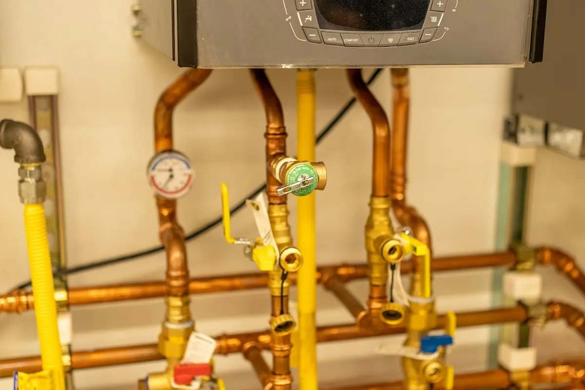 Licensed technician providing Pipe Repair for a homeowner in Elbridge